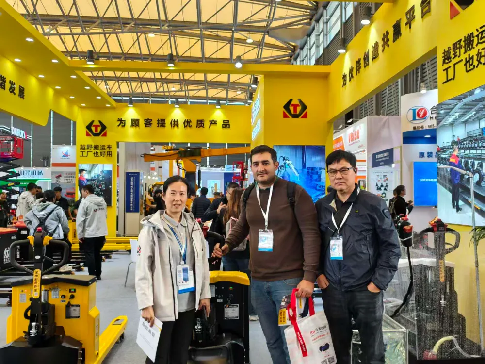 Hebei TianyuLux Electromechanical Technology Co., Ltd. presenta al CeMAT ASIA 2025, potenziando l'ecosistema di stoccaggio intelligente globale con attrezzature per la movimentazione di materiali al litio a scenario completo